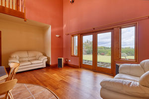 Kitchen/Family Room- click for photo gallery